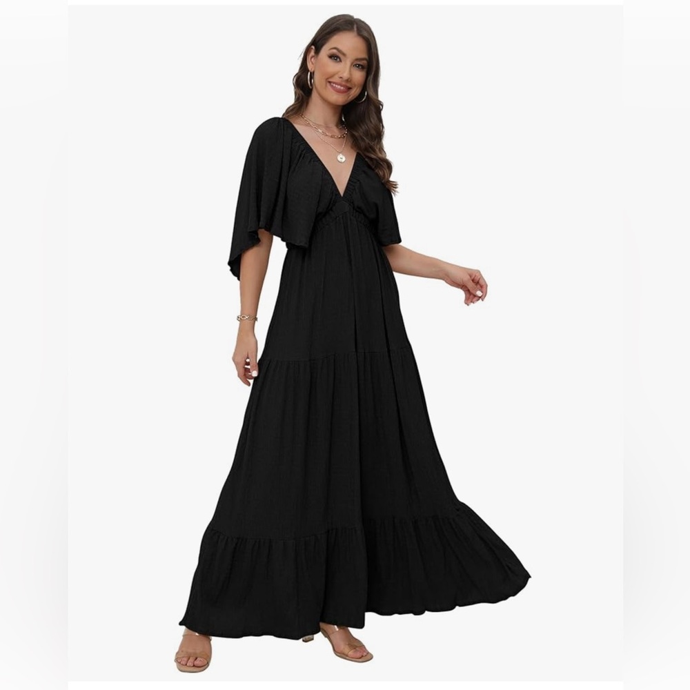Elegant Black Maxi Dress